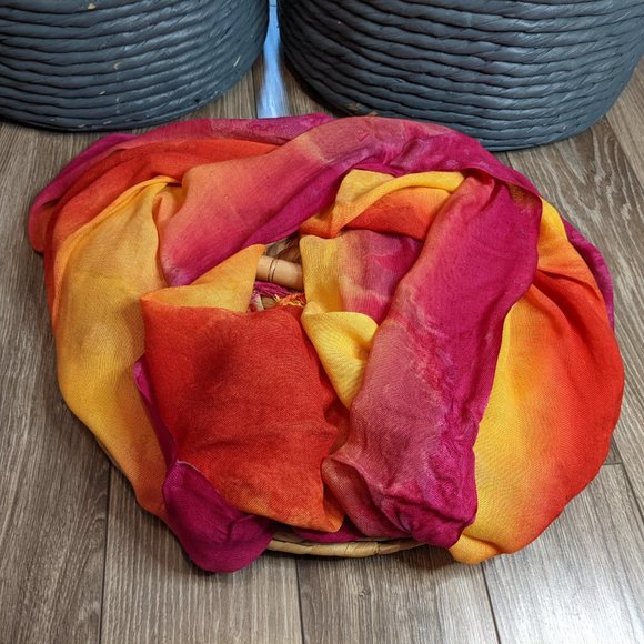 NWOT - Vibrant dip dye scarf with fringe - Picture 2 of 4